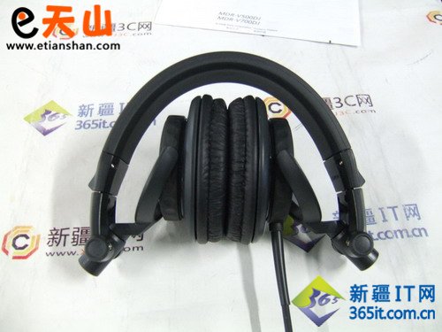 [Sony] Sony MDR-V500 Headphones